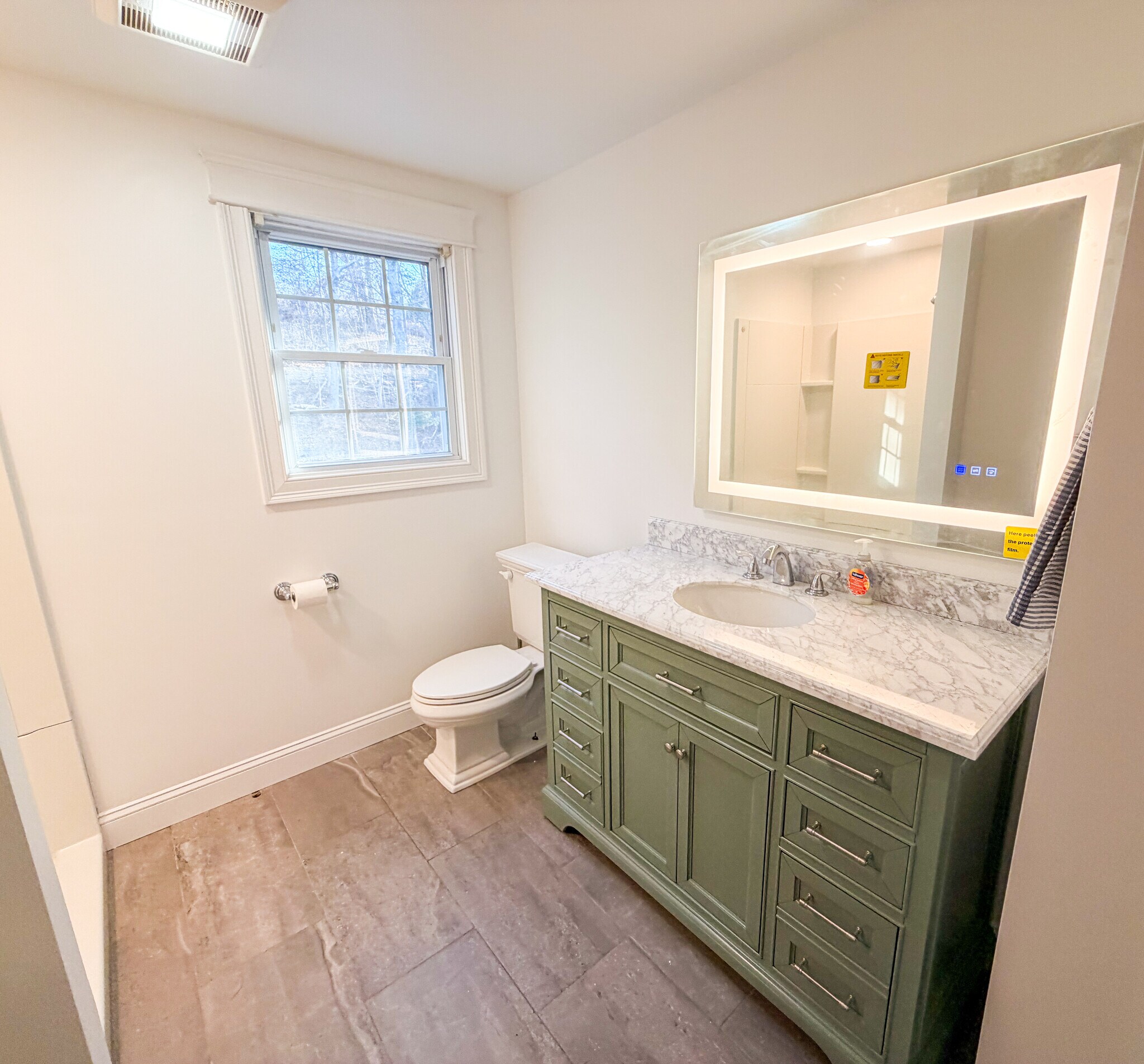 Building Photo - 6 Eastfield Rd