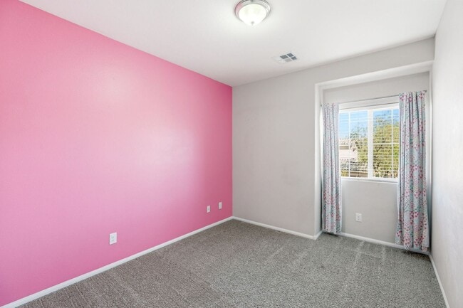 Building Photo - 8123 Mosaic Sunrise Ln