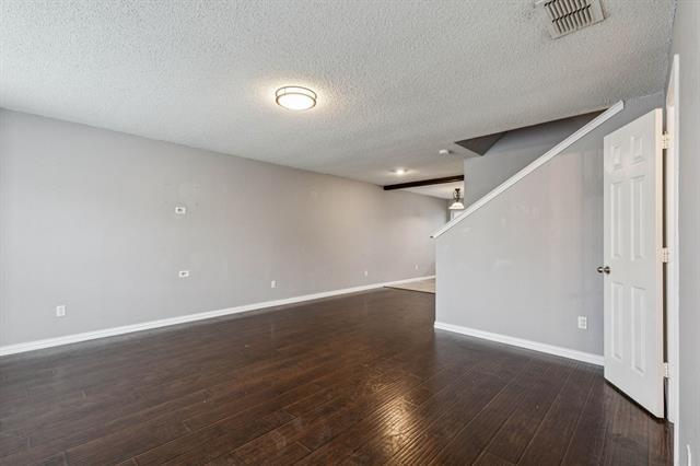 Building Photo - 5724 Giddyup Ln