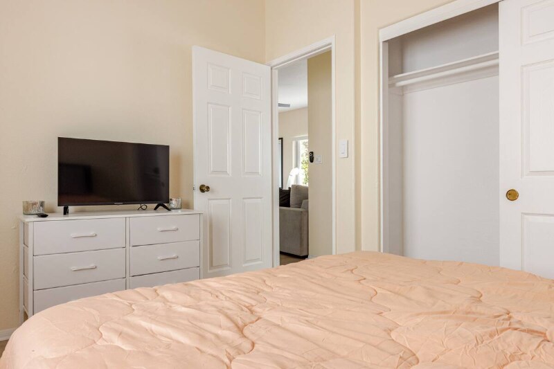 Building Photo - 4218 Dalton Ave