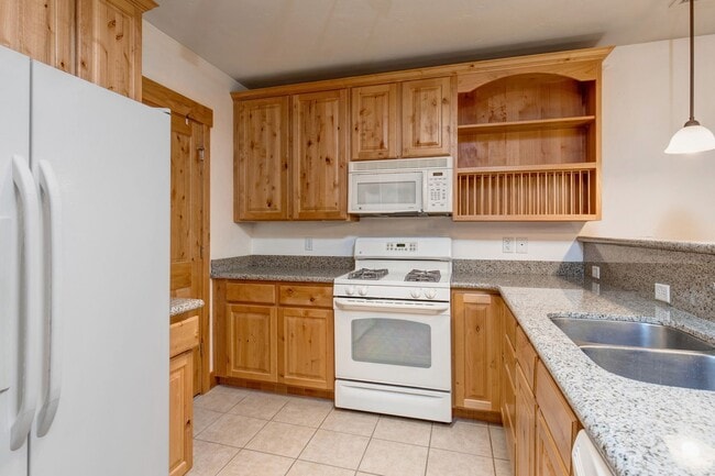 Building Photo - 5501 Lillehammer Ln