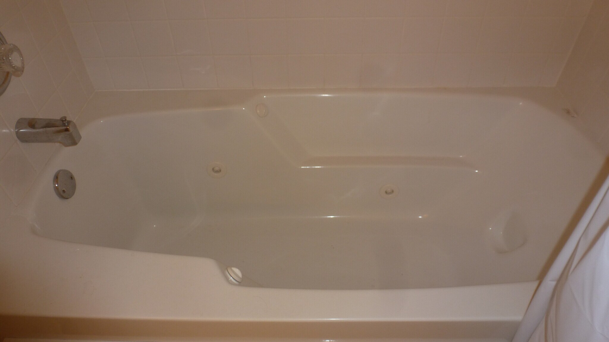 Whirlpool Tub - 227 Canyon Rd