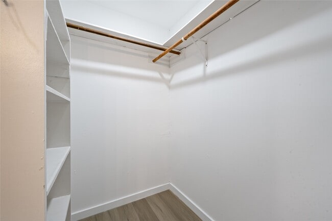Building Photo - 14015 Cleobrook Dr