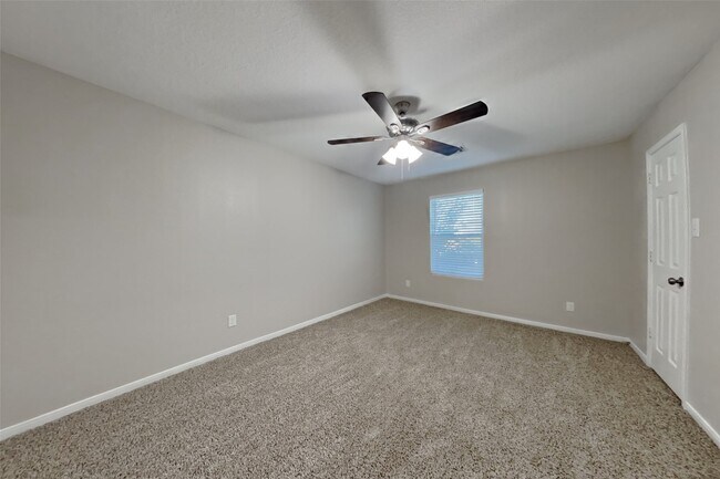 Building Photo - 5047 Lamppost Hill Ct