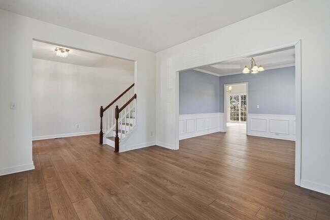 Building Photo - PRICED REDUCED!  COME SEE TODAY! Stunning home nestled at the end of a quiet cul-de-sac!