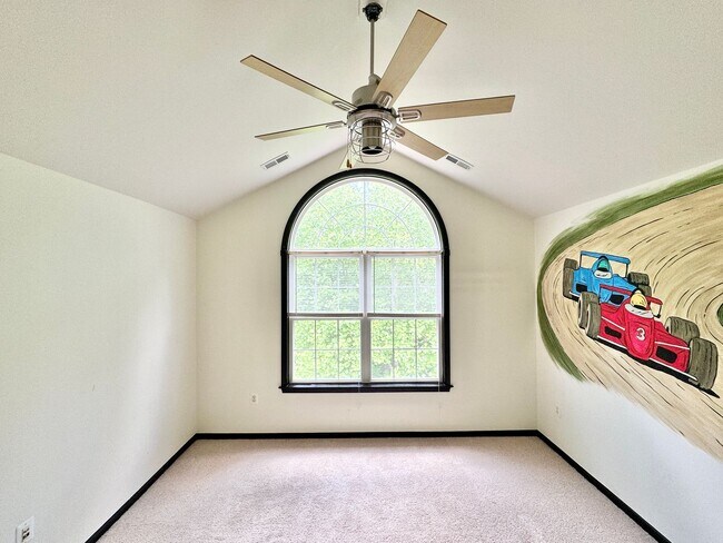 Building Photo - GORGEOUS FORMER MODEL HOME - MINUTES TO QUANTICO