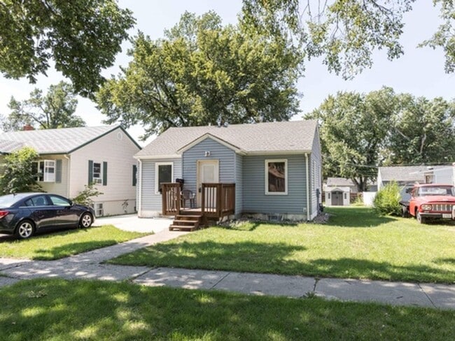 Primary Photo - 822 N 13th St