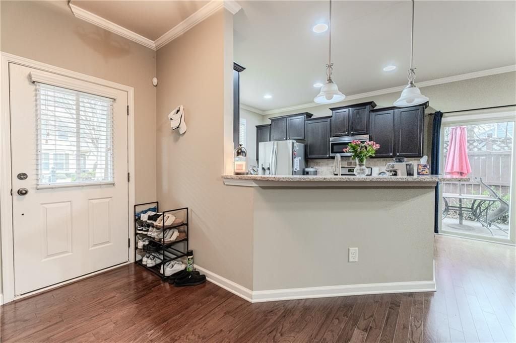 Building Photo - 801 Village Field Ct NW