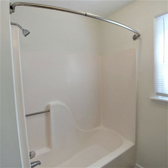 Building Photo - 9B Port West, Swansboro