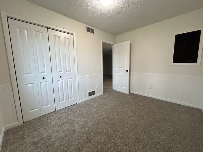 Building Photo - $1,950 | 3 Bedroom, 2 Bathroom | No Pets | Available on August 1st, 2026!