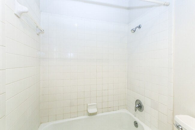 Building Photo - 6407 35th St