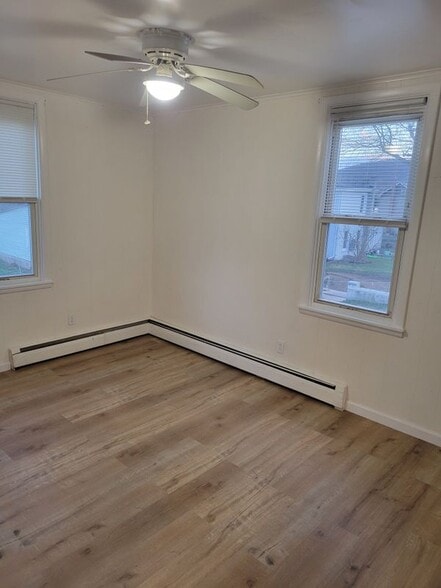 Building Photo - 1024 N High St