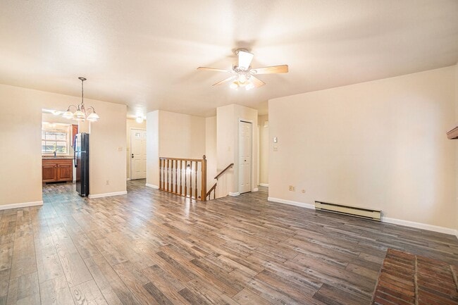 Building Photo - 1339 Village Park Ct