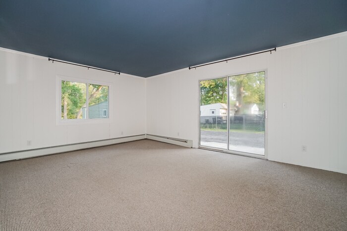 Building Photo - 1676 Edgefield Rd