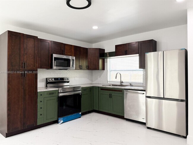 Building Photo - 1064 NW 29th Terrace