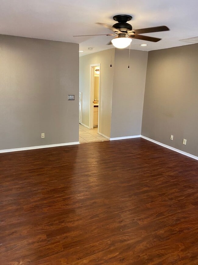 Building Photo - Darling Gathering Place Brookside Townhouse - Gated Community - 1 bedroom 1.5 bath, Small Fenced ...