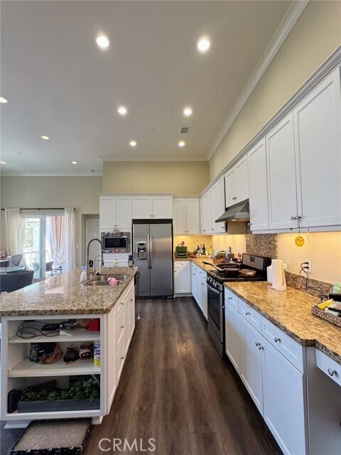 Building Photo - 68 Overbrook