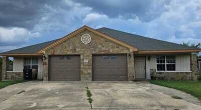 Building Photo - 3304 Kbs Ct