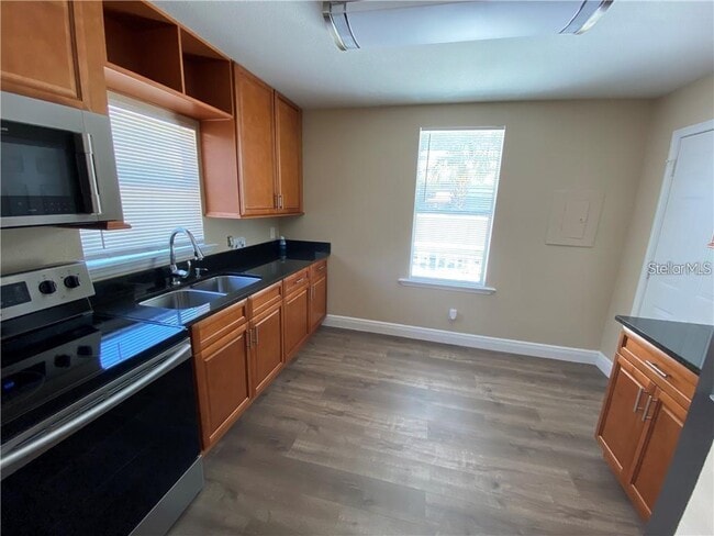 Building Photo - 21 N Beaumont Ave