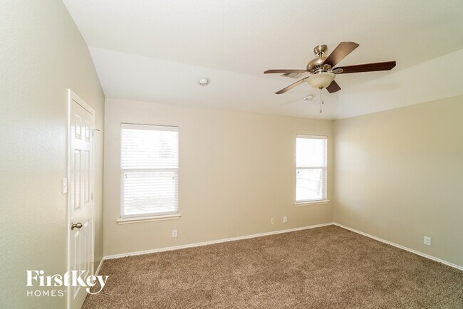 Building Photo - 2820 Granite Cove