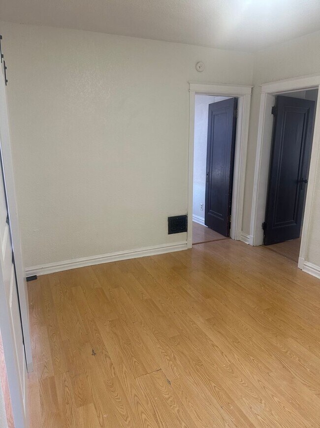 Building Photo - 4100 Virginia Ave