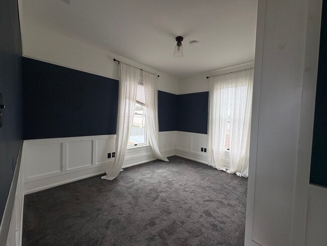 Building Photo - 312 Carolina St