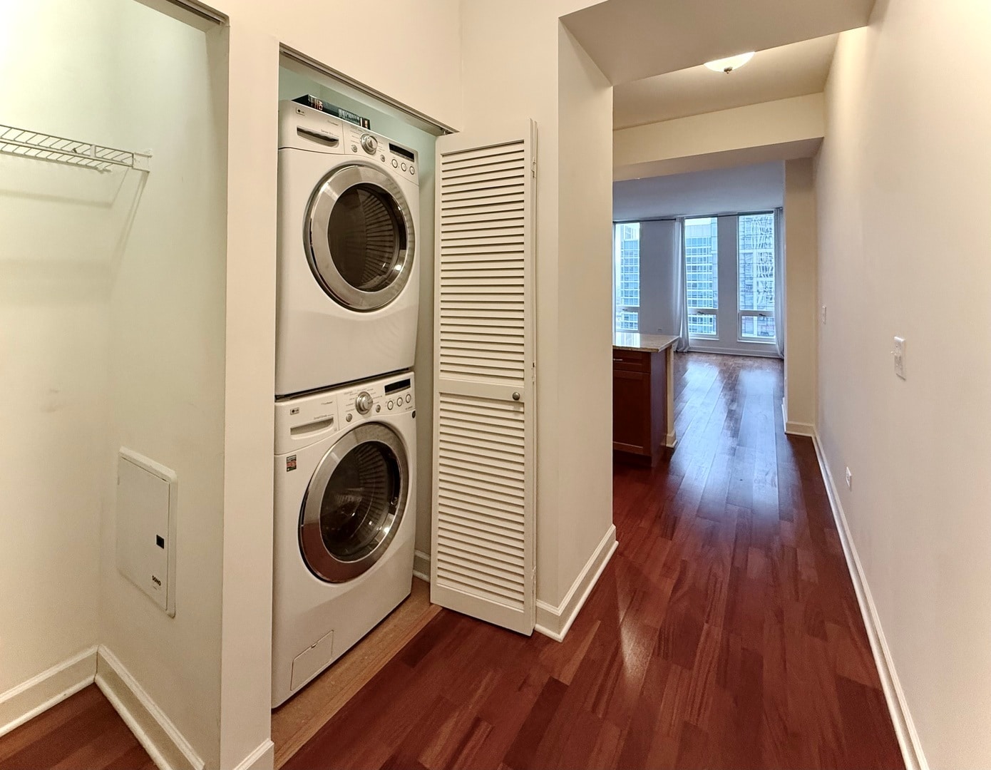 Building Photo - 1400 S Michigan Ave