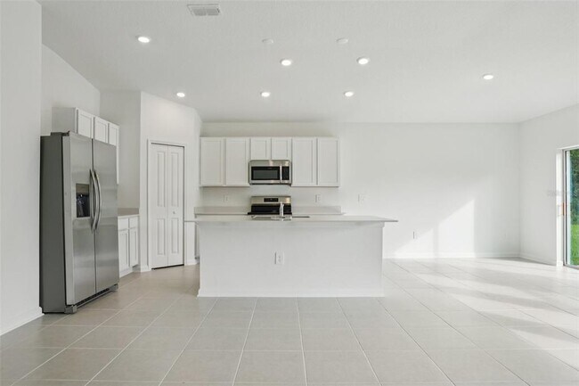 Building Photo - 1413 Loxley Trl