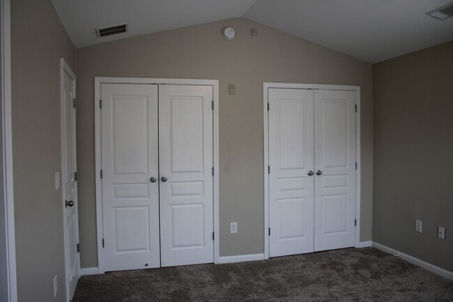 Building Photo - 14-1421 Adkisson