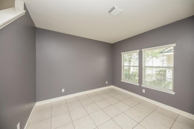 Building Photo - 5839 Sonoma Ridge