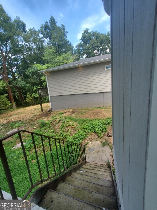 Building Photo - 1167 Mayland Cir SW