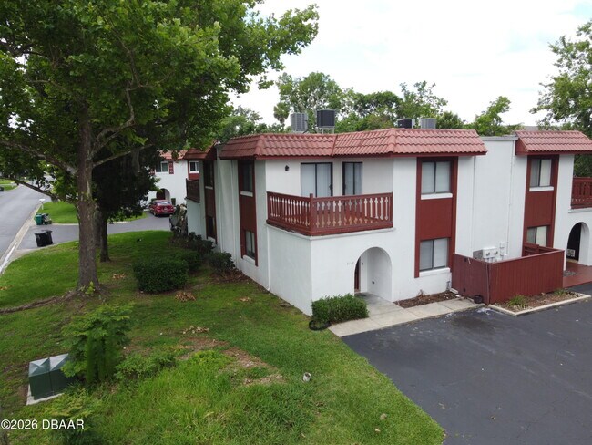 Building Photo - 2118 Oak Meadow Cir