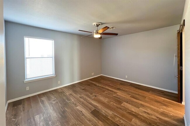 Building Photo - 1225 Sequoyah Pl