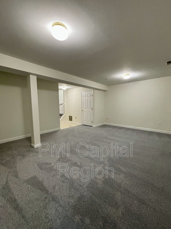 Building Photo - 20800 Mountain Lake Terrace