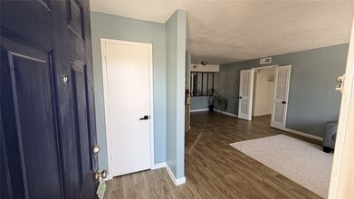 Building Photo - 6200 W Tidwell Rd