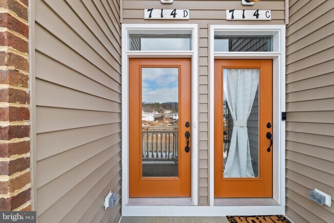 Building Photo - 714 Iron Frg Rd