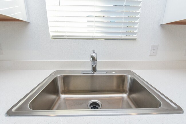 Building Photo - 18987 Panzini Dr