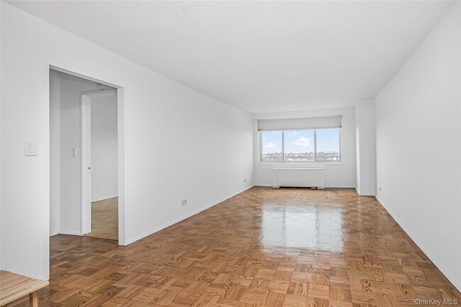 Building Photo - 3333 Henry Hudson Parkway East