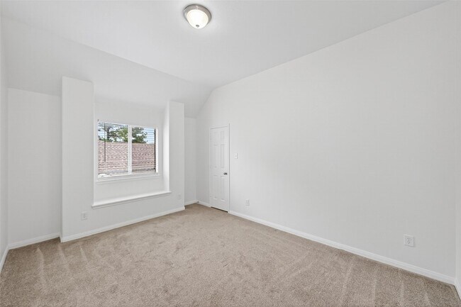 Building Photo - 8703 Silver Lure Dr