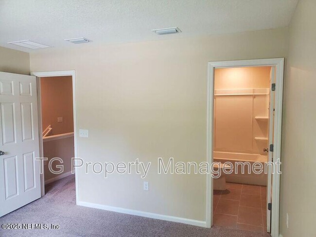 Building Photo - 11790 Junegrass Rd