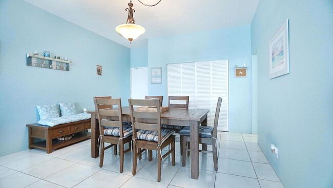 Building Photo - 4250 Galt Ocean Dr