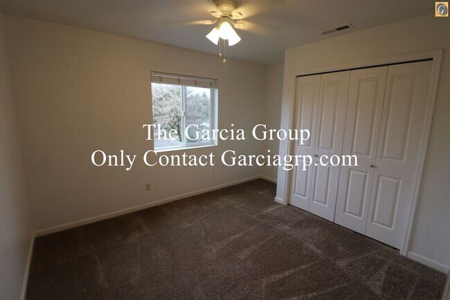 Building Photo - 1129 Lilac St