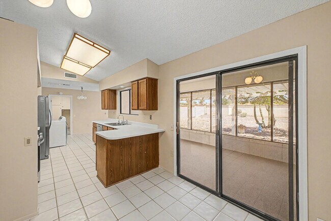Building Photo - 14222 W Yosemite Dr