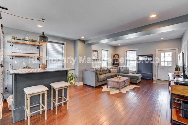 Building Photo - 451 S 22nd St