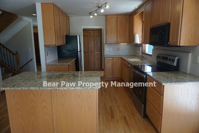 Building Photo - Amazing Views of Mt. Evans in Evergreen Highlands!