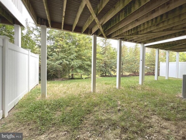Building Photo - 1009 Red Clover Rd
