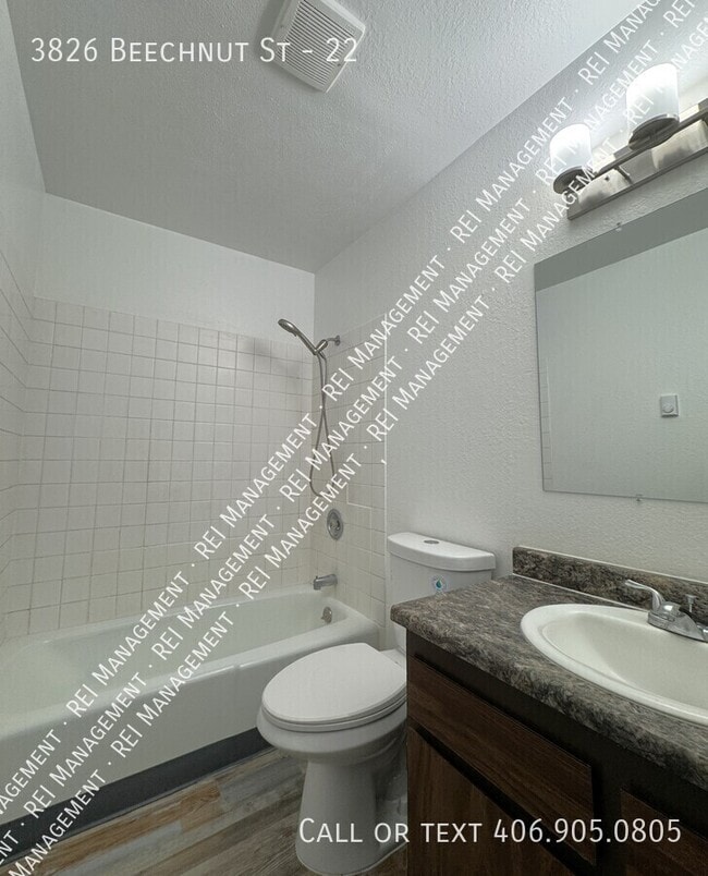 Building Photo - 3826 Beechnut St