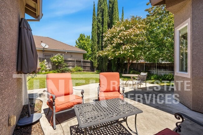 Building Photo - 5967 Radmere Dr