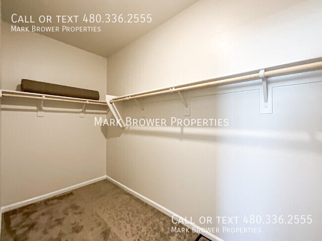 Building Photo - 17826 W Via De Luna Dr