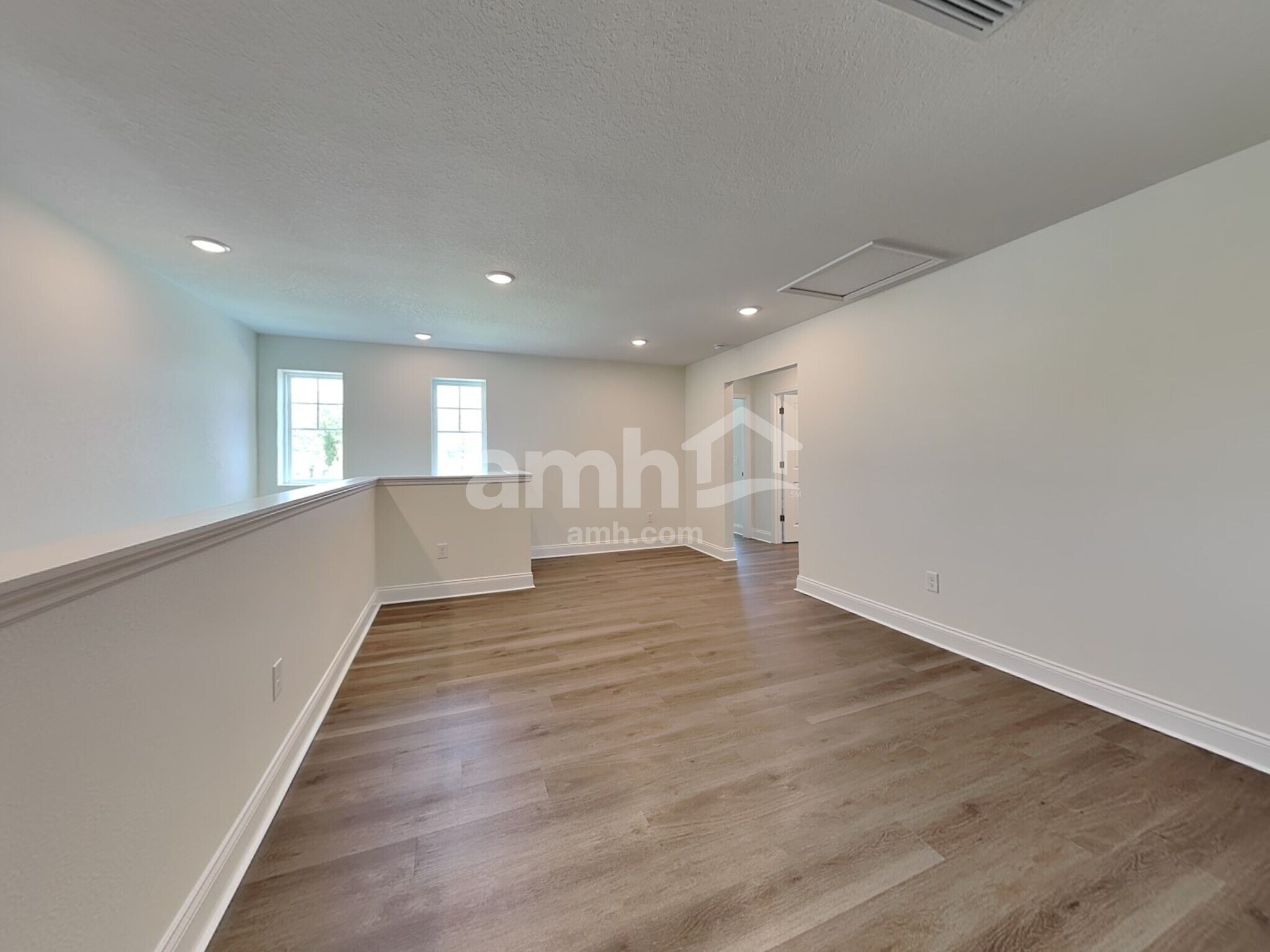 Building Photo - 5630 Oesterle Rd